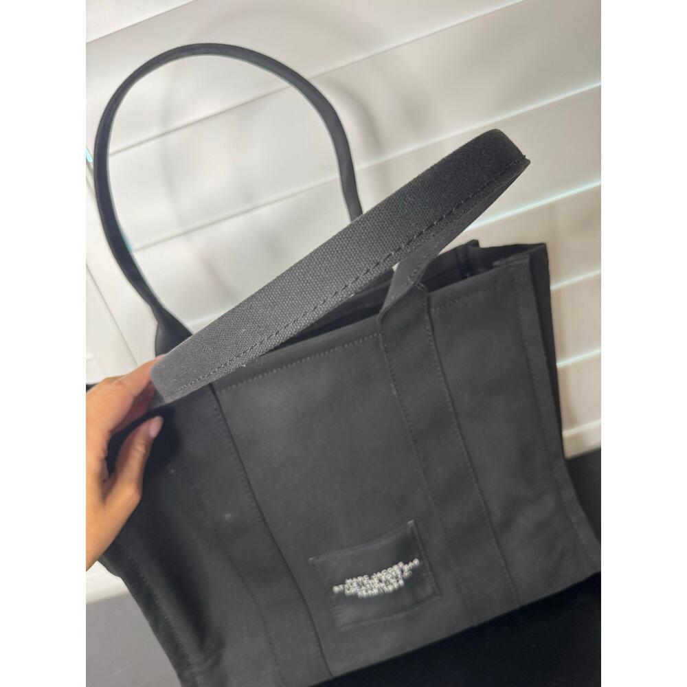 Marc Jacobs | The Large Canvas Tote Bag - Picture 10 of 16
